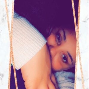 Meet your Posher, Whitney